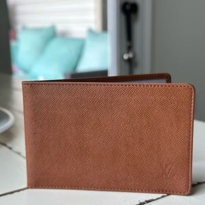 Vintage Louis Vuitton Tiaga Brown Bi-Fold ID wallet/ Document sleeve holder